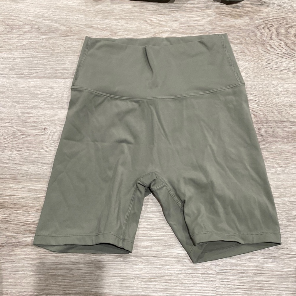 Adanola 3 piece set- top, shorts, and leggings
